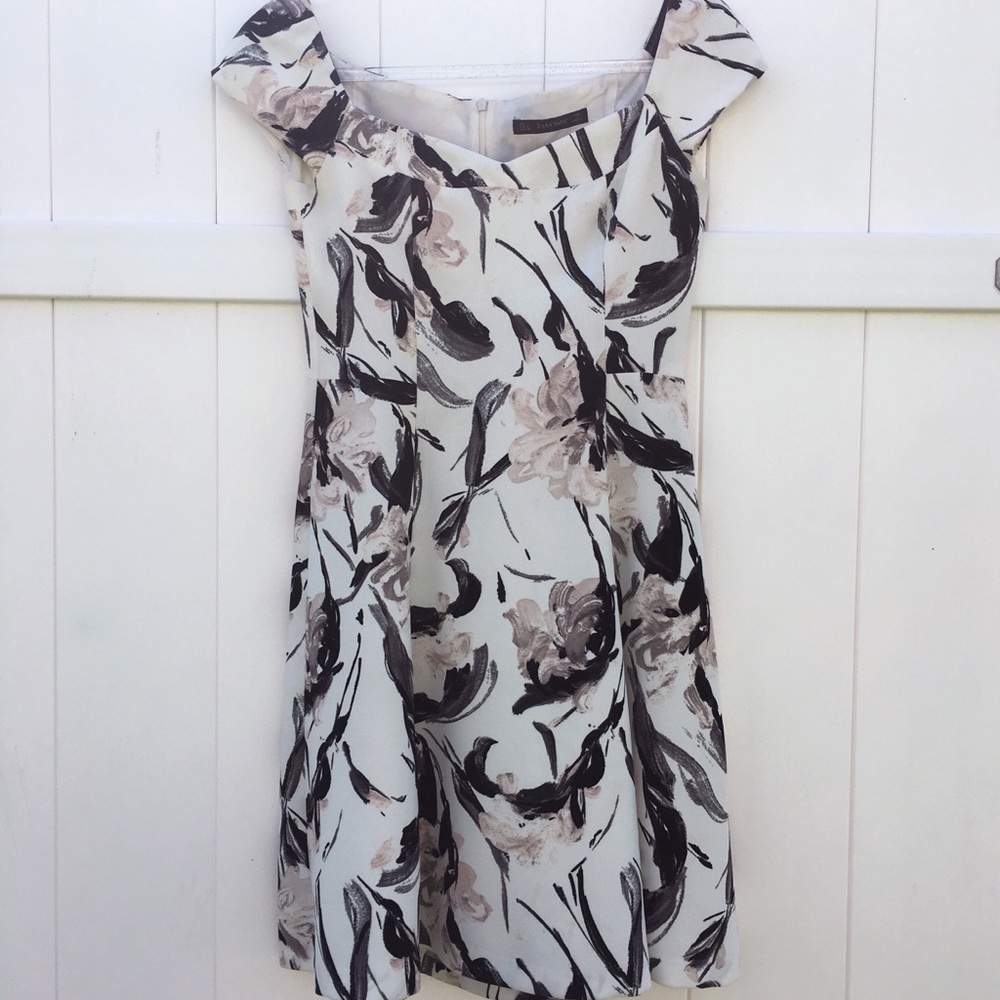 Zara Basic dress - Picture 2 of 4